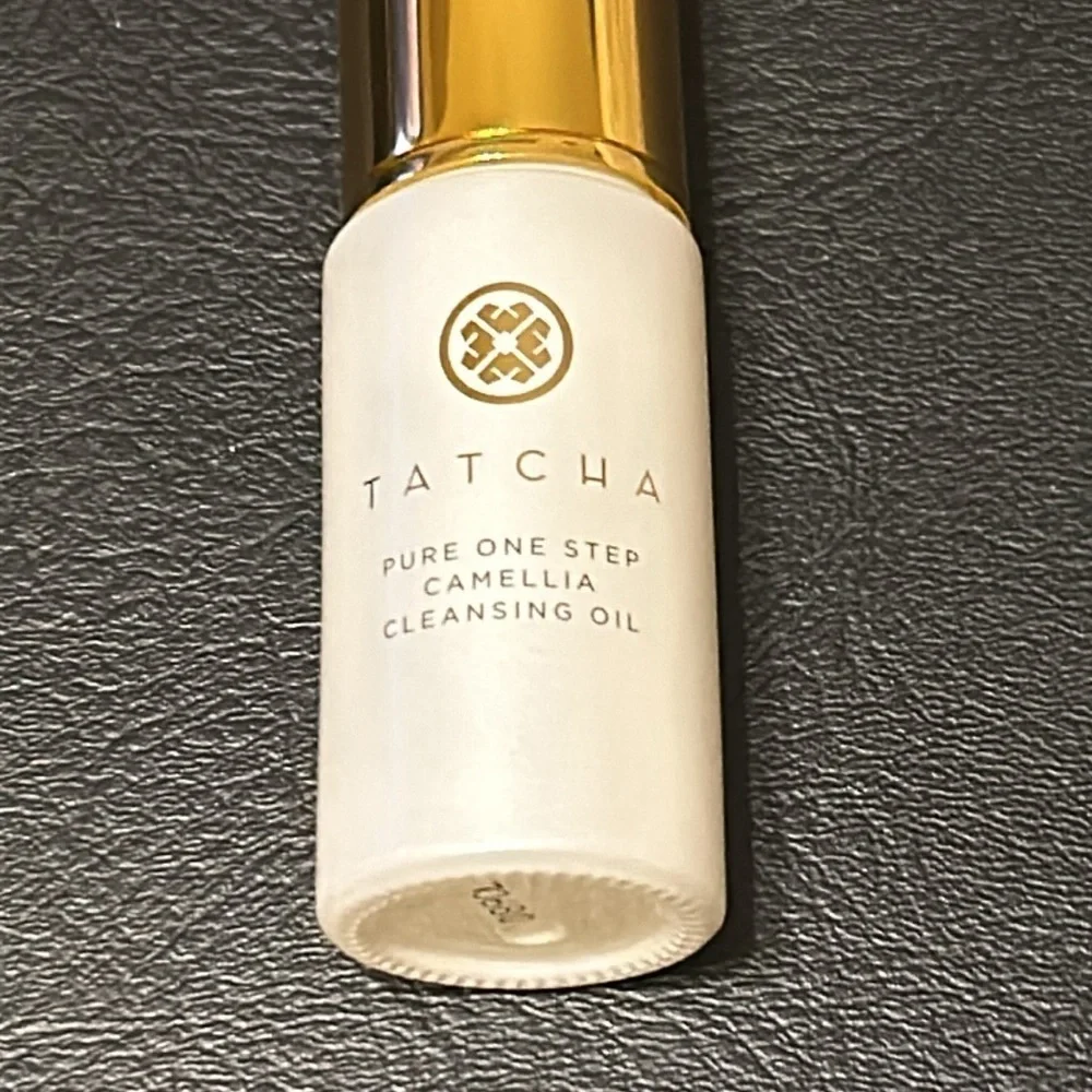 TATCHA Camellia Cleansing Oil 0.8 fl. oz./ BRAND NEW
